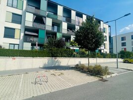 Prodej parkovacího stání, Kladno - Rozdělov.