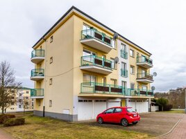 Prodej prostorného bytu 4+1 s balkony, 97 m² – Kladno, Ostrovec (ul. Vojtěcha Lanny)