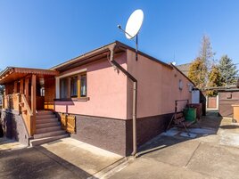 Prodej rodinného domu, v klidném místě, Kladno - Švermov